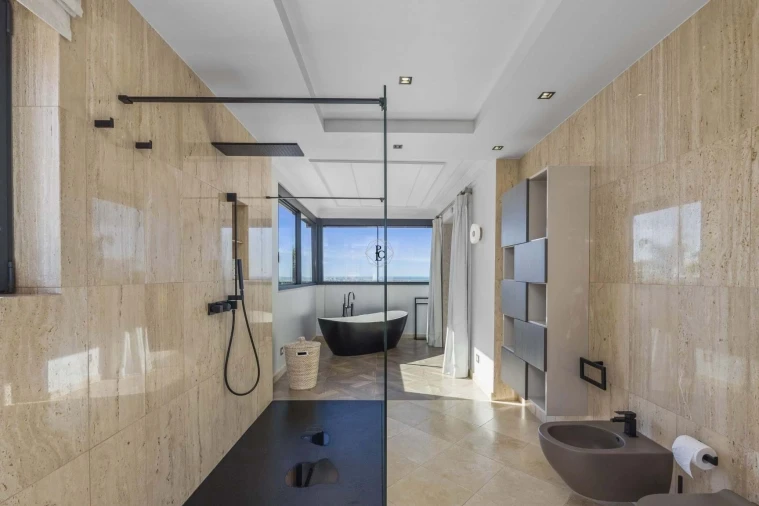 Moradia T5 para Venda em Boliqueime Foto 7