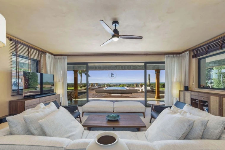 Moradia T5 para Venda em Boliqueime Foto 1