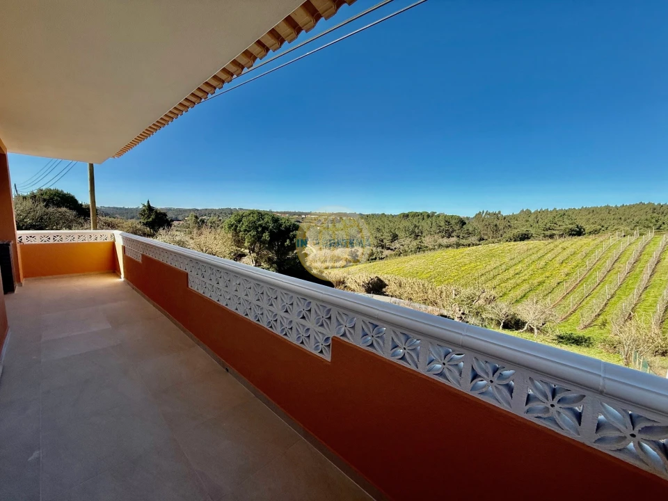 Moradia T3 para Venda em Salir de Matos Foto 12