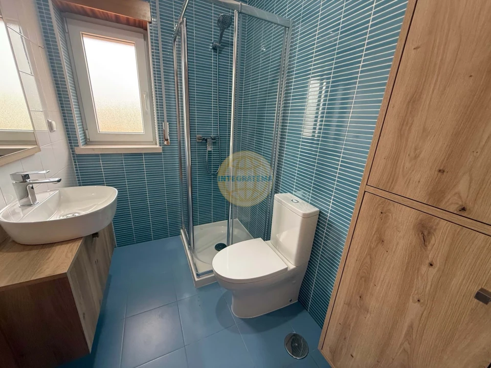 Moradia T3 para Venda em Salir de Matos Foto 24