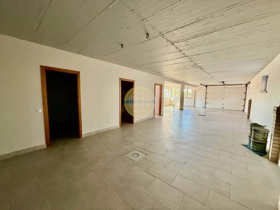 Moradia T3 para Venda em Salir de Matos Foto 17