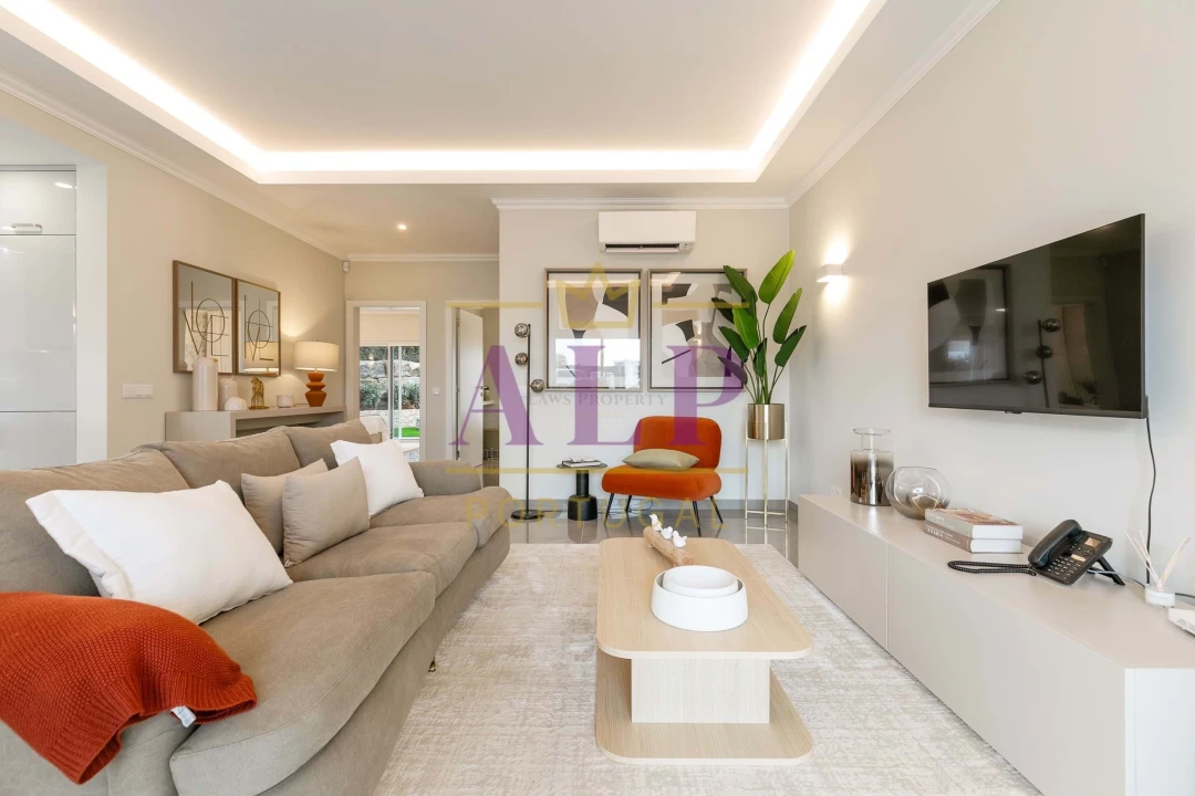 Moradia T2 para Venda em Lagos (São Sebastião e Santa Maria) Foto 10