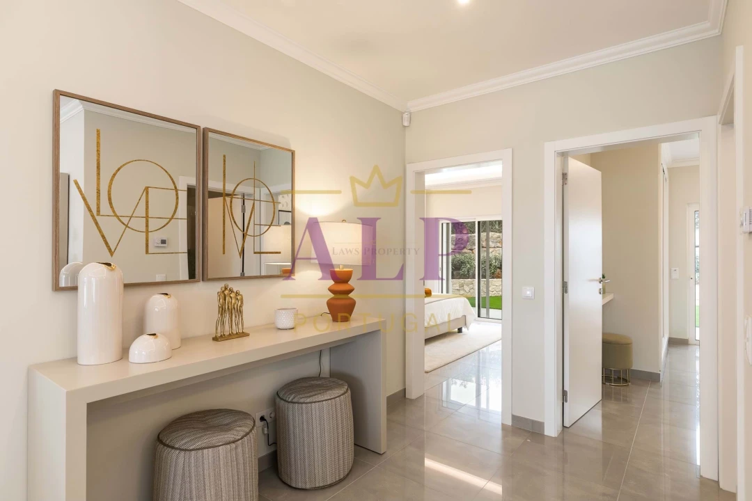 Moradia T2 para Venda em Lagos (São Sebastião e Santa Maria) Foto 16