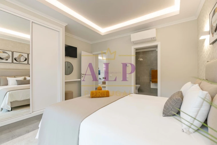 Moradia T2 para Venda em Lagos (São Sebastião e Santa Maria) Foto 18