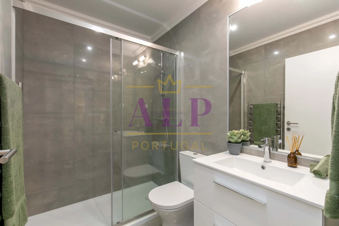 Moradia T2 para Venda em Lagos (São Sebastião e Santa Maria) Foto 24