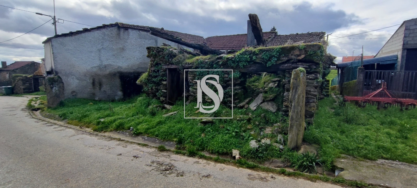 Moradia T3 para Venda em Edral Foto 7