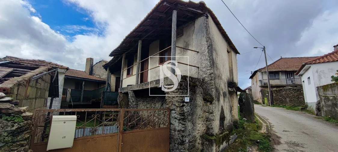 Moradia T3 para Venda em Edral Foto 4