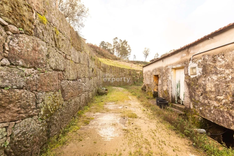 Terreno para Venda em Tarouquela Foto 16