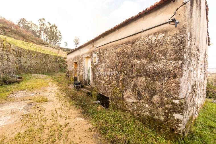 Terreno para Venda em Tarouquela Foto 17