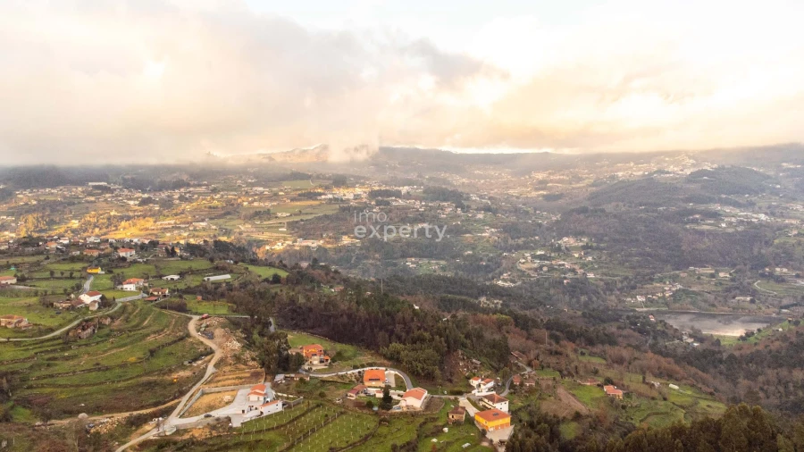Terreno para Venda em Tarouquela Foto 7