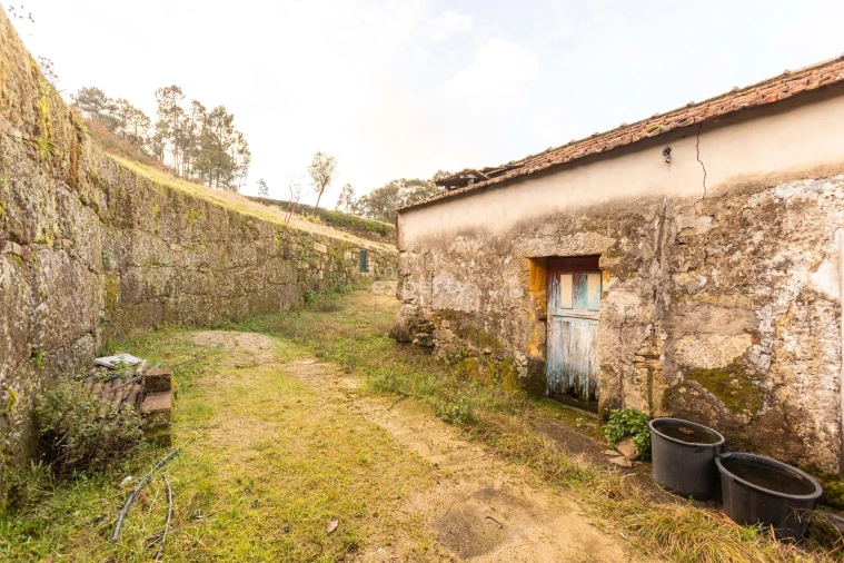Terreno para Venda em Tarouquela Foto 15