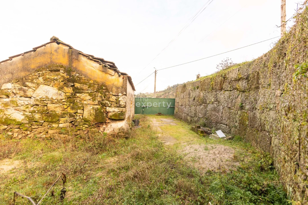 Terreno para Venda em Tarouquela Foto 9