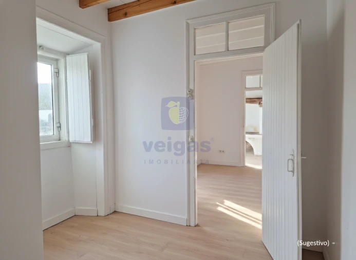 Moradia T4 para Venda em Cela Foto 13