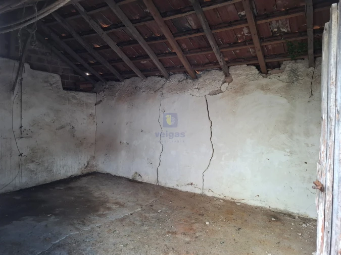 Moradia T4 para Venda em Cela Foto 28