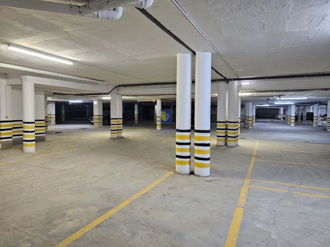 Garagem para Venda em Bombarral e Vale Covo Foto 2