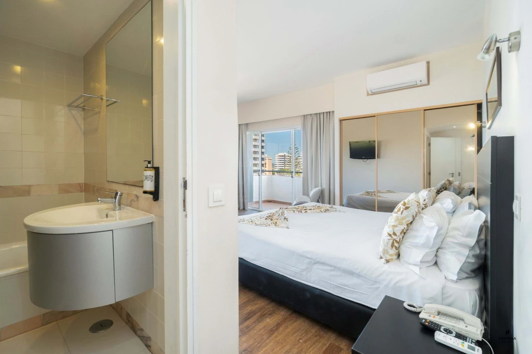 Apartamento para Venda em Alvor Foto 9