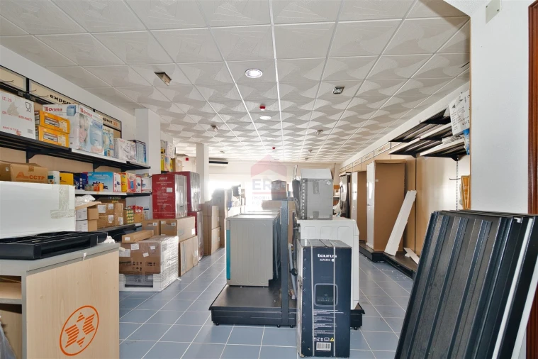 Loja para Venda em Alcoutim e Pereiro