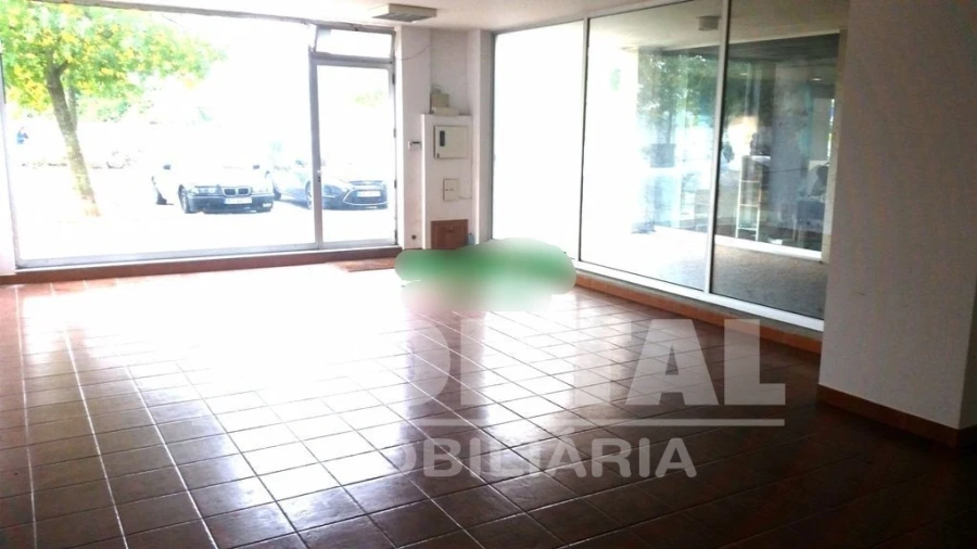 Loja para Venda em Pedrouços