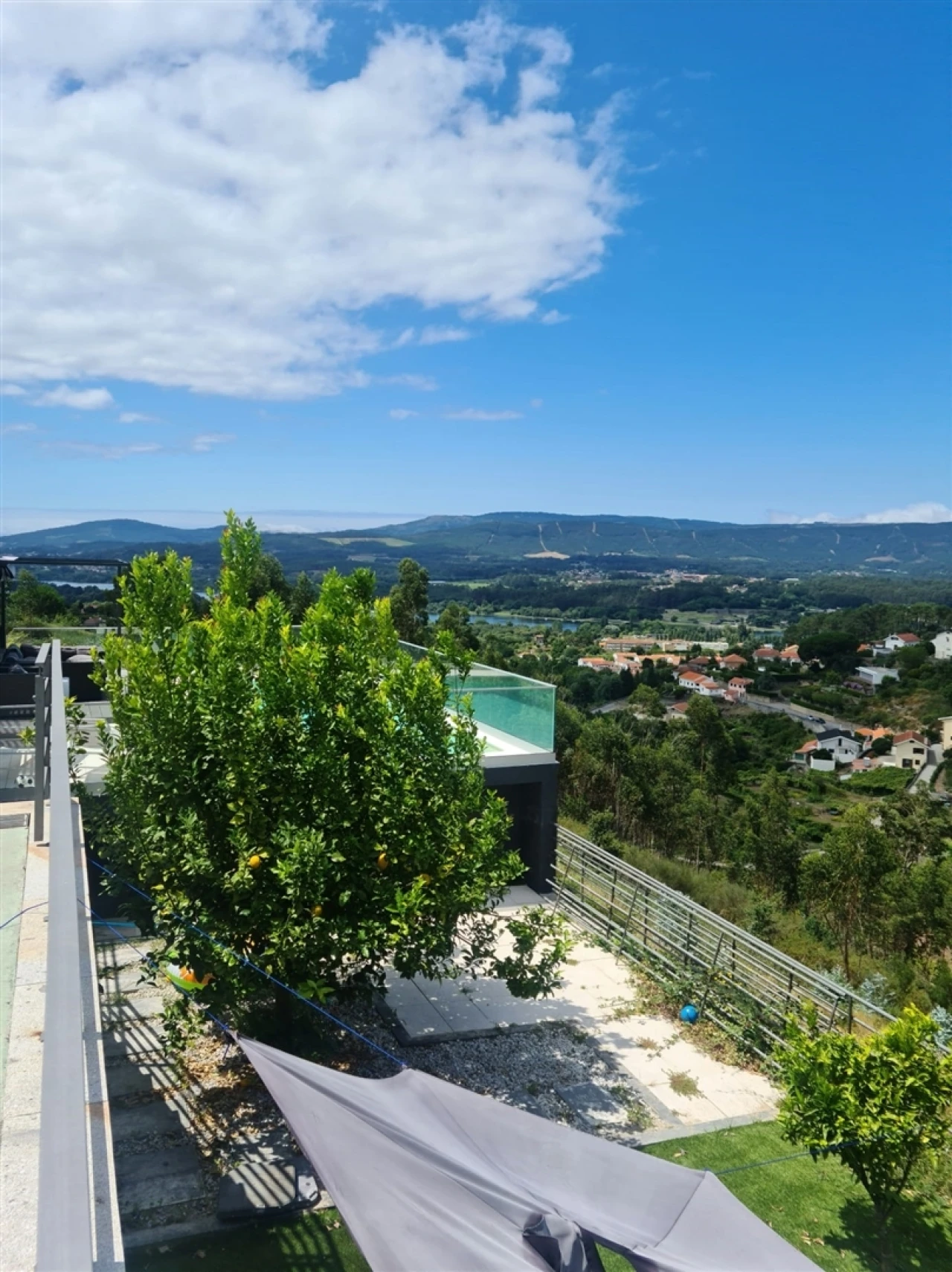 Moradia T5 para Venda em Loivo Foto 8