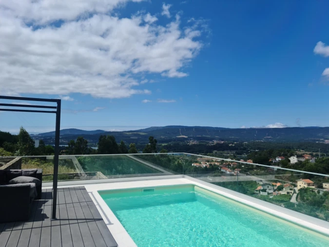 Moradia T5 para Venda em Loivo Foto 6