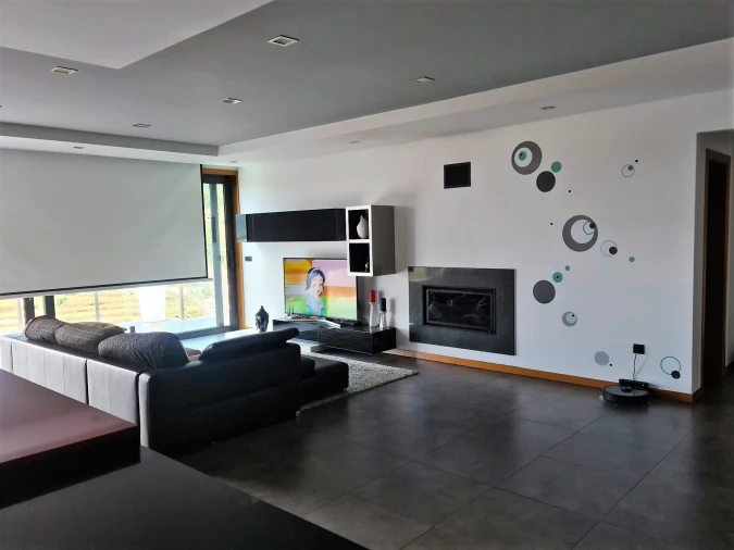 Moradia T5 para Venda em Loivo Foto 18