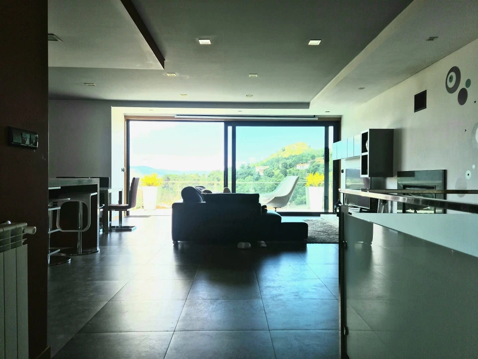 Moradia T5 para Venda em Loivo Foto 21