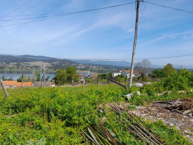 Quinta T3 para Venda em Gondarem Foto 3