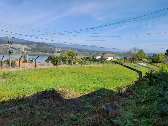 Quinta T3 para Venda em Gondarem