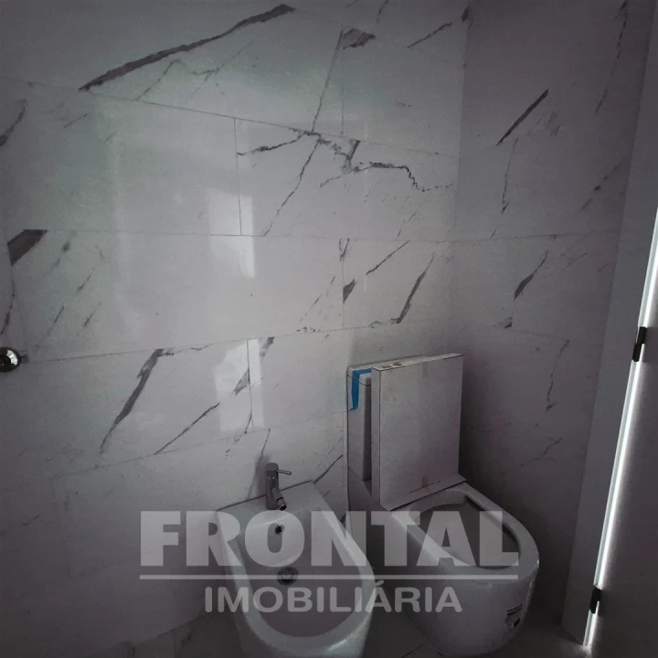 Apartamento T2 para Venda em São Mamede de Infesta e Senhora da Hora Foto 25
