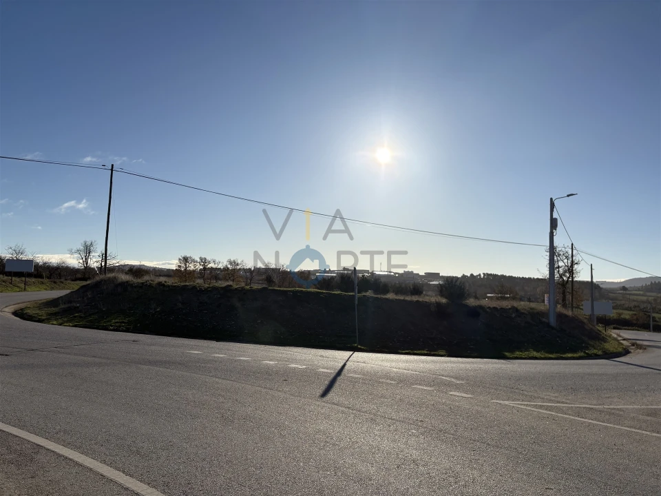 Terreno para Venda em Vale da Madre Foto 4