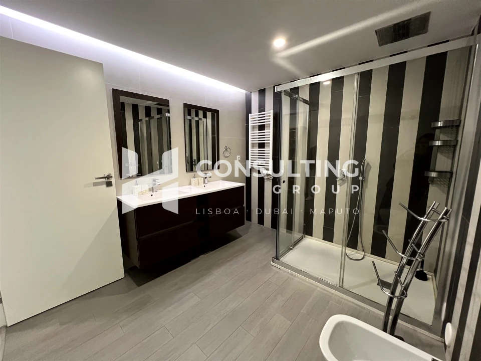 Apartamento T3 para Venda em Oeiras e São Julião da Barra, Paço de Arcos e Caxias Foto 47