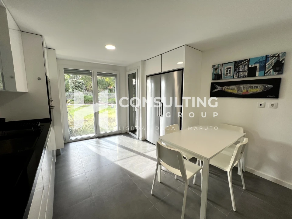 Apartamento T3 para Venda em Oeiras e São Julião da Barra, Paço de Arcos e Caxias Foto 3