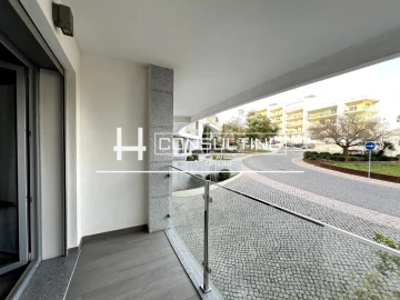 Apartamento T3 para Venda em Oeiras e São Julião da Barra, Paço de Arcos e Caxias