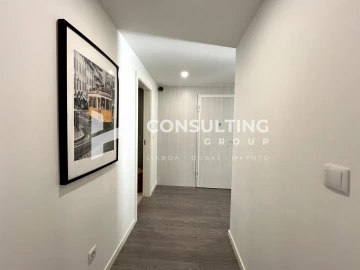 Apartamento T3 para Venda em Oeiras e São Julião da Barra, Paço de Arcos e Caxias