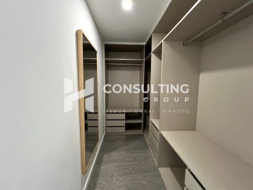 Apartamento T3 para Venda em Oeiras e São Julião da Barra, Paço de Arcos e Caxias