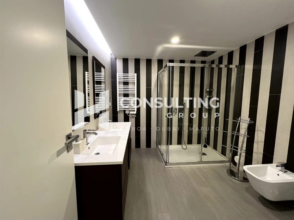 Apartamento T3 para Venda em Oeiras e São Julião da Barra, Paço de Arcos e Caxias Foto 46