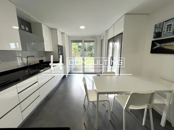 Apartamento T3 para Venda em Oeiras e São Julião da Barra, Paço de Arcos e Caxias Foto 8