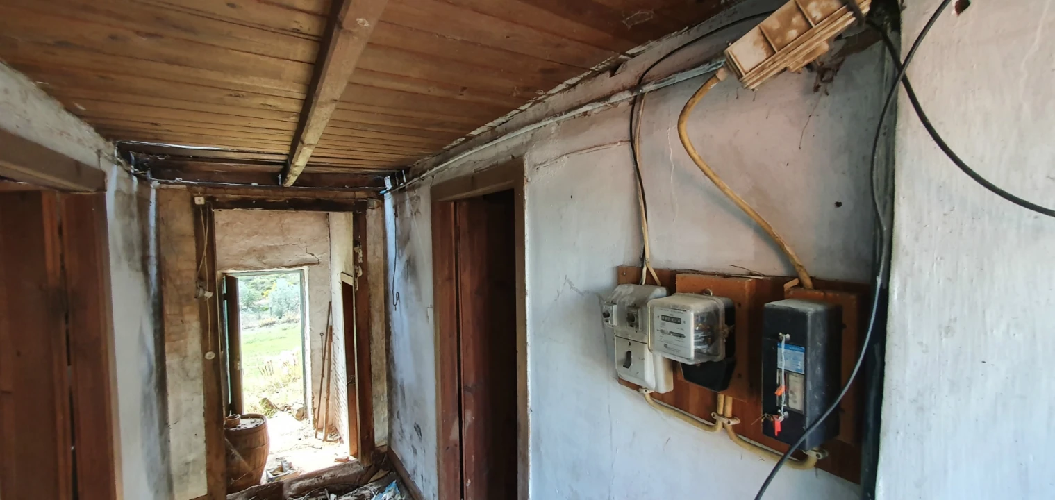 Quinta T2 para Venda em Santo Andre das Tojeiras Foto 9