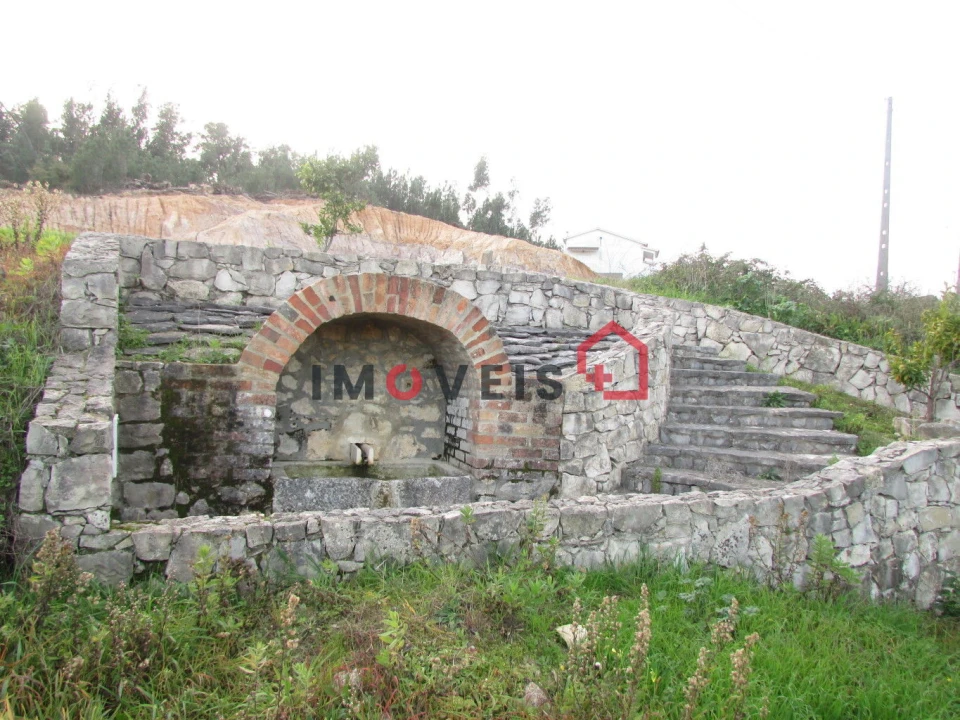 Terreno para Venda em Nossa Senhora das Misericordias Foto 1