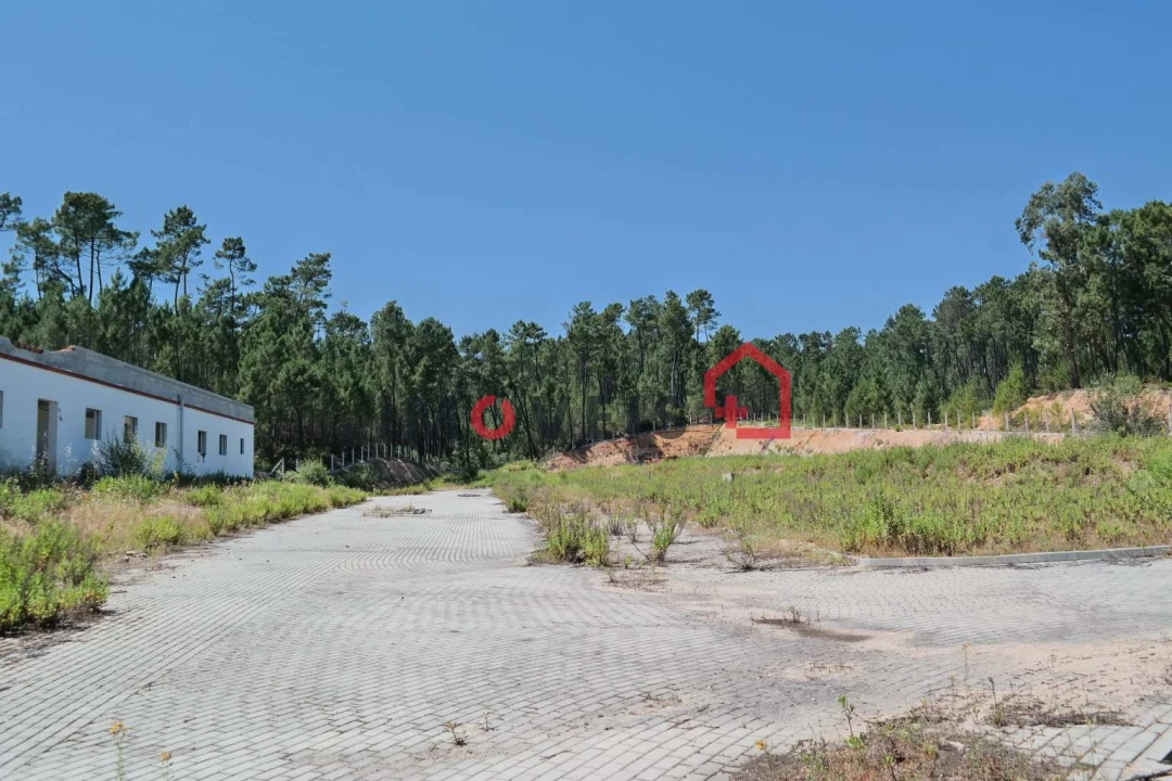 Terreno para Venda em Rio de Couros e Casal dos Bernardos Foto 4