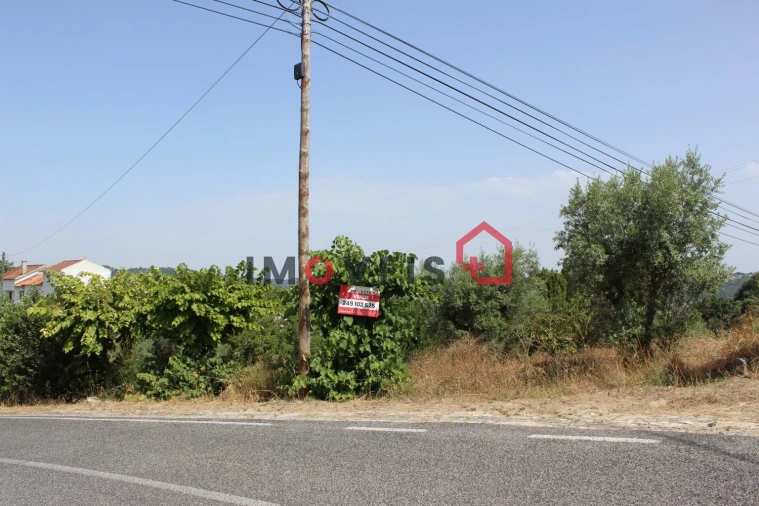 Terreno para Venda em Nossa Senhora das Misericordias Foto 2