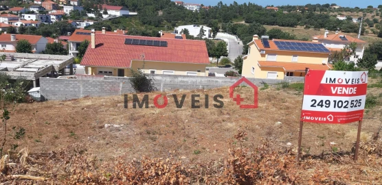 Terreno para Venda em São João Baptista e Santa Maria dos Olivais