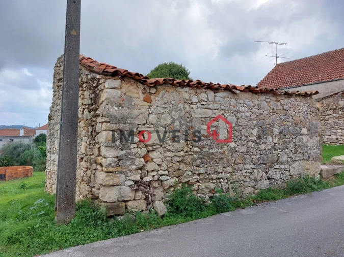 Terreno para Venda em Atouguia Foto 2