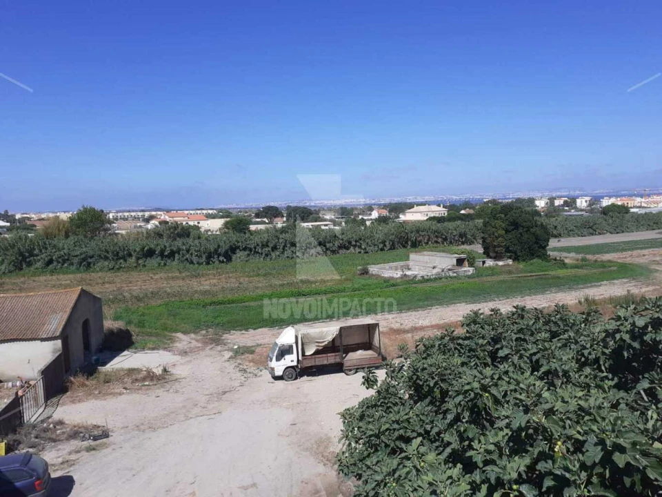 Terreno para Venda em Alcochete Foto 4