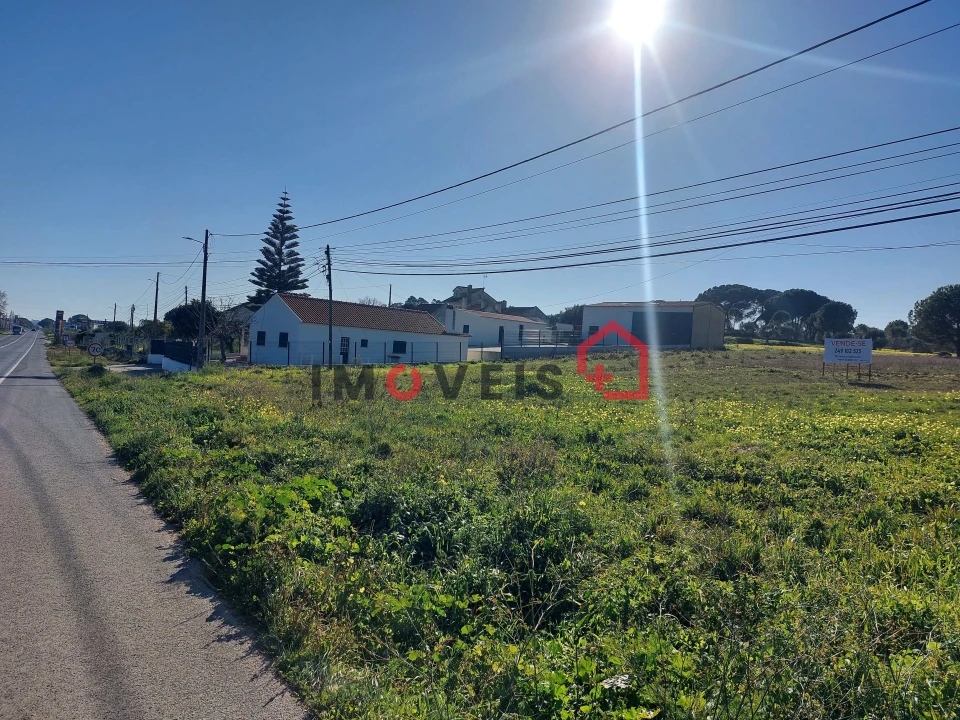 Terreno para Venda em Aveiras de Cima Foto 16