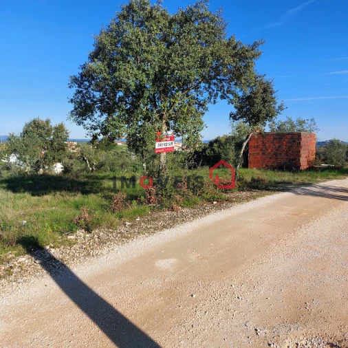 Terreno para Venda em Atouguia Foto 2