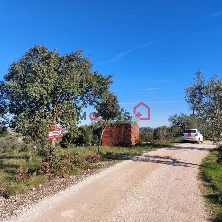 Terreno para Venda em Atouguia Foto 16