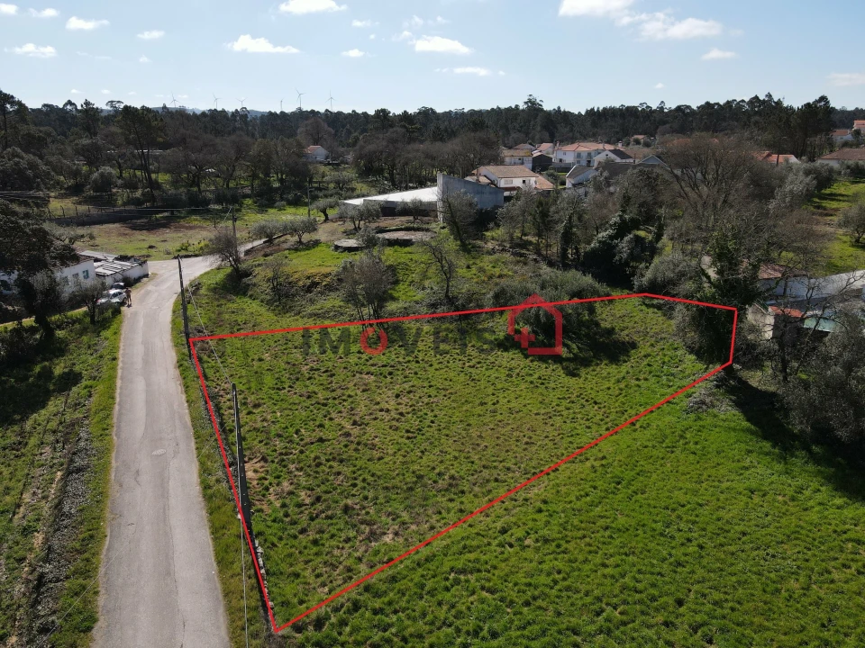 Terreno para Venda em São Mamede Foto 2