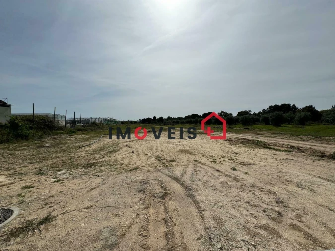 Terreno para Venda em Almeirim Foto 4