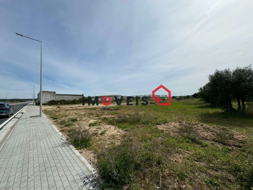 Terreno para Venda em Almeirim Foto 2